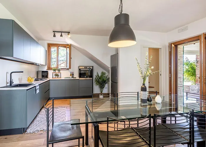 Italian Experience- Poggio Padule San Venanzo